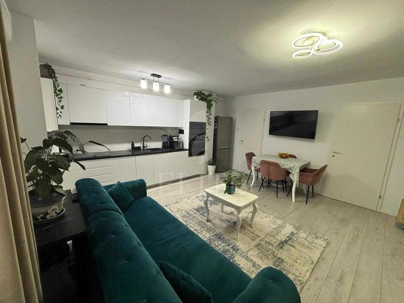 Apartament 3 camere în zona MC DONALDS-1009964