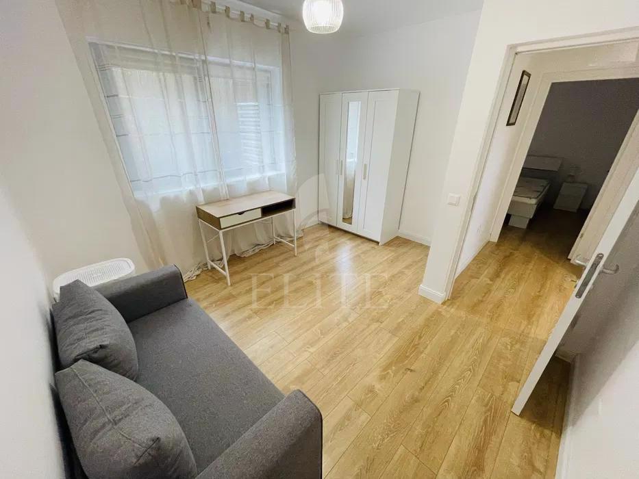 Apartament 3 camere în zona TAIETURA TURCULUI-1022602