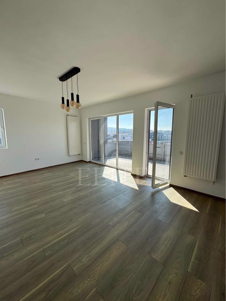 Apartament 3 camere în zona HOME GARDEN-1023542