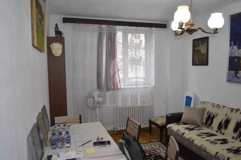Apartament 2 camere în zona SEMICENTRALA-1026319