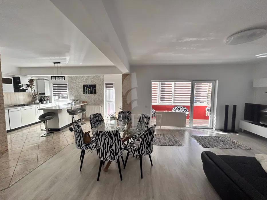 Apartament 3 camere în zona HOME GARDEN-1046107