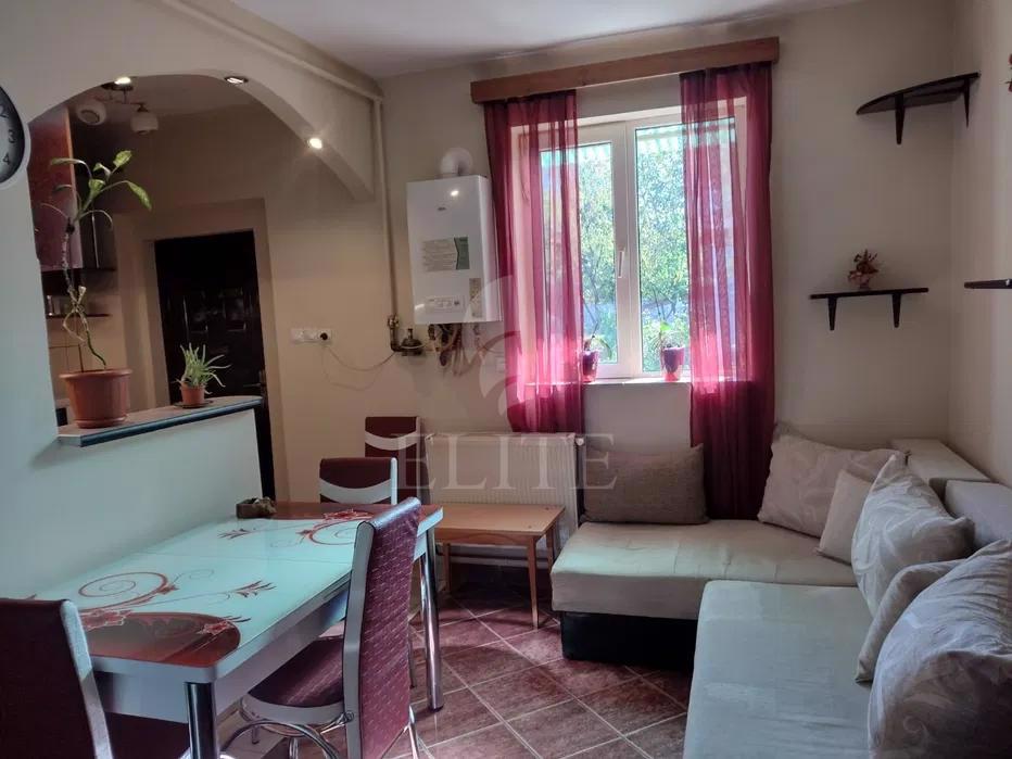Apartament 2 camere în zona STADION-1047917