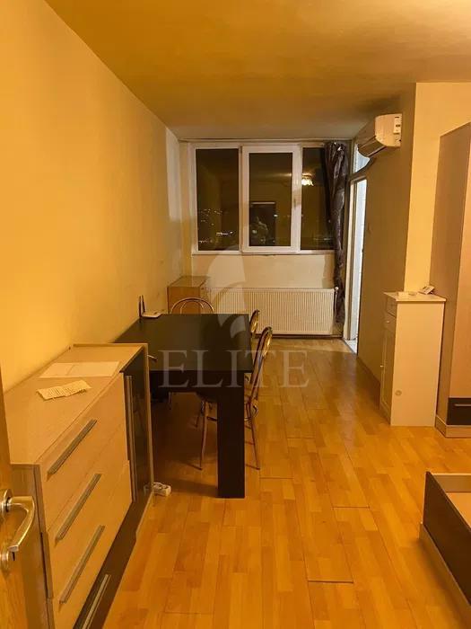 Garsoniera în zona DIANA-1049800