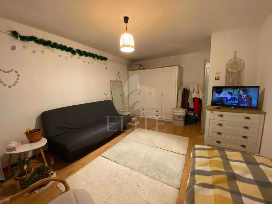 Apartament o camera în zona KAUFLAND-1052487