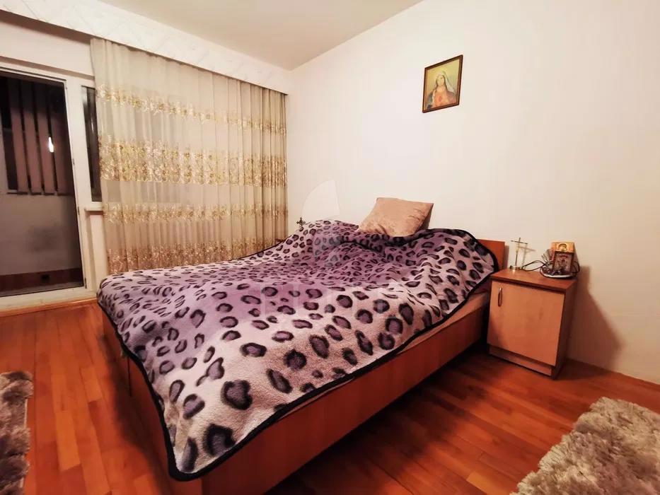 Apartament o camera în zona PLOPILOR NOI-1054053