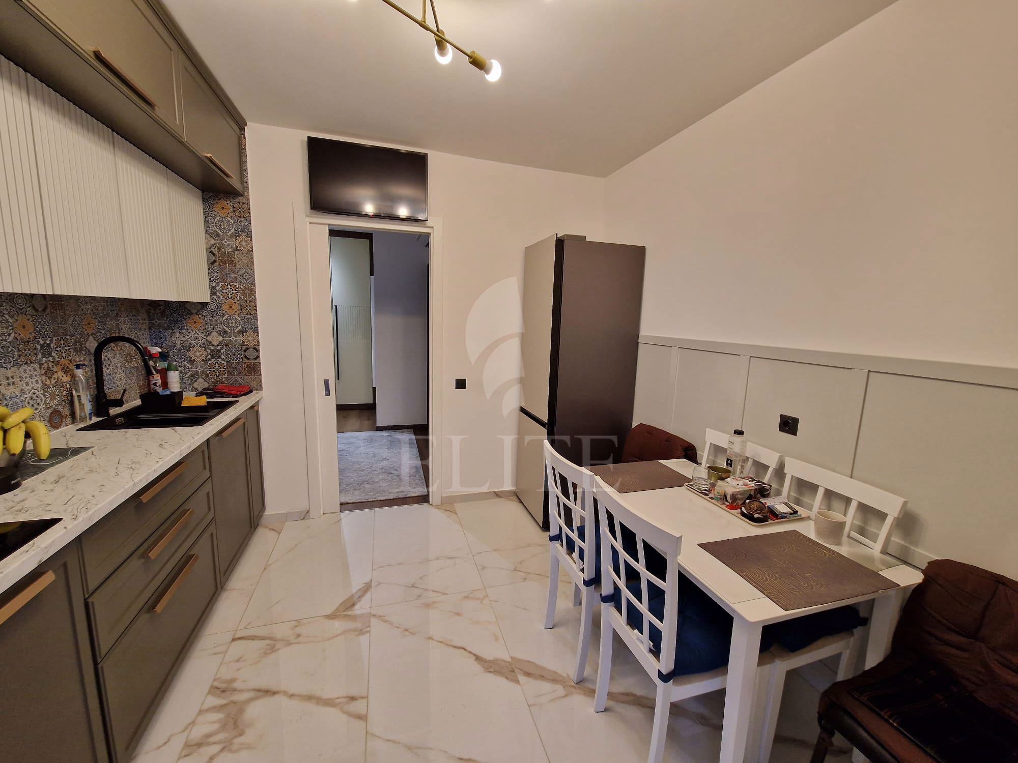 Apartament 3 camere în zona ZORILOR-1055875