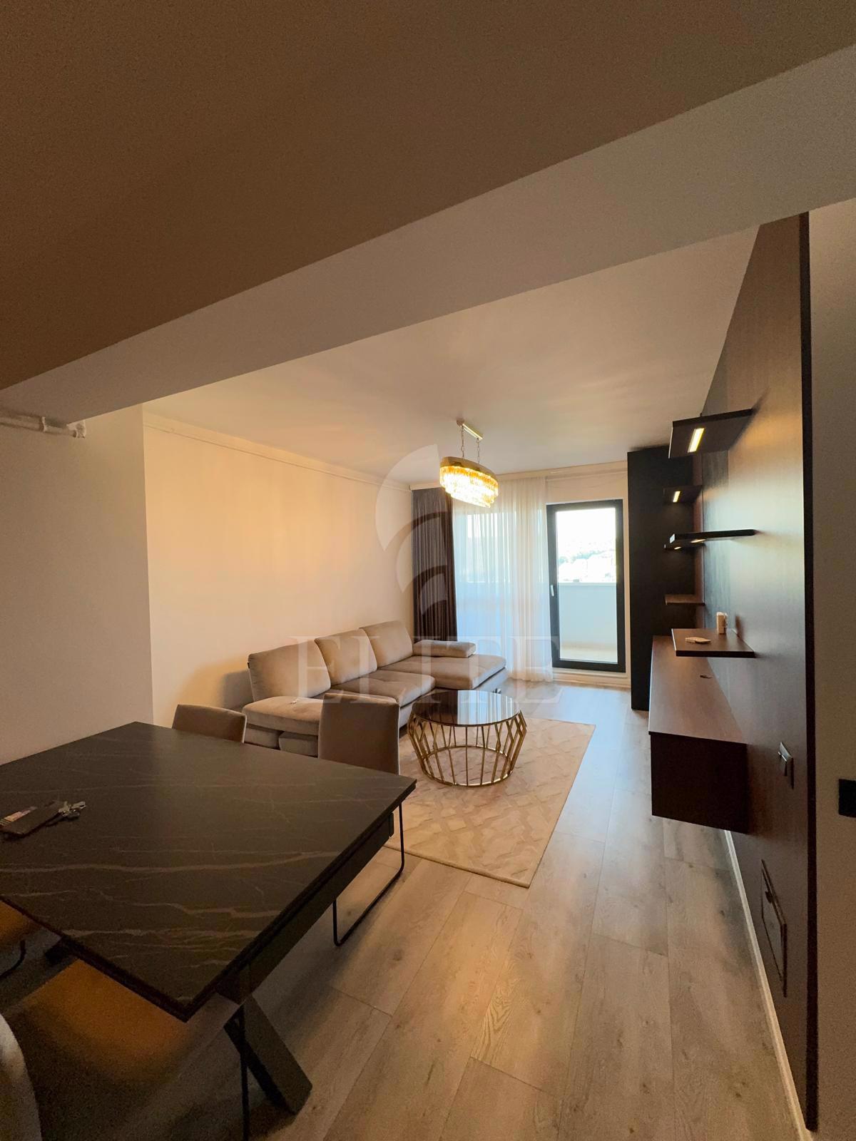 Apartament 3 camere în zona HOTEL TULIP-1056061