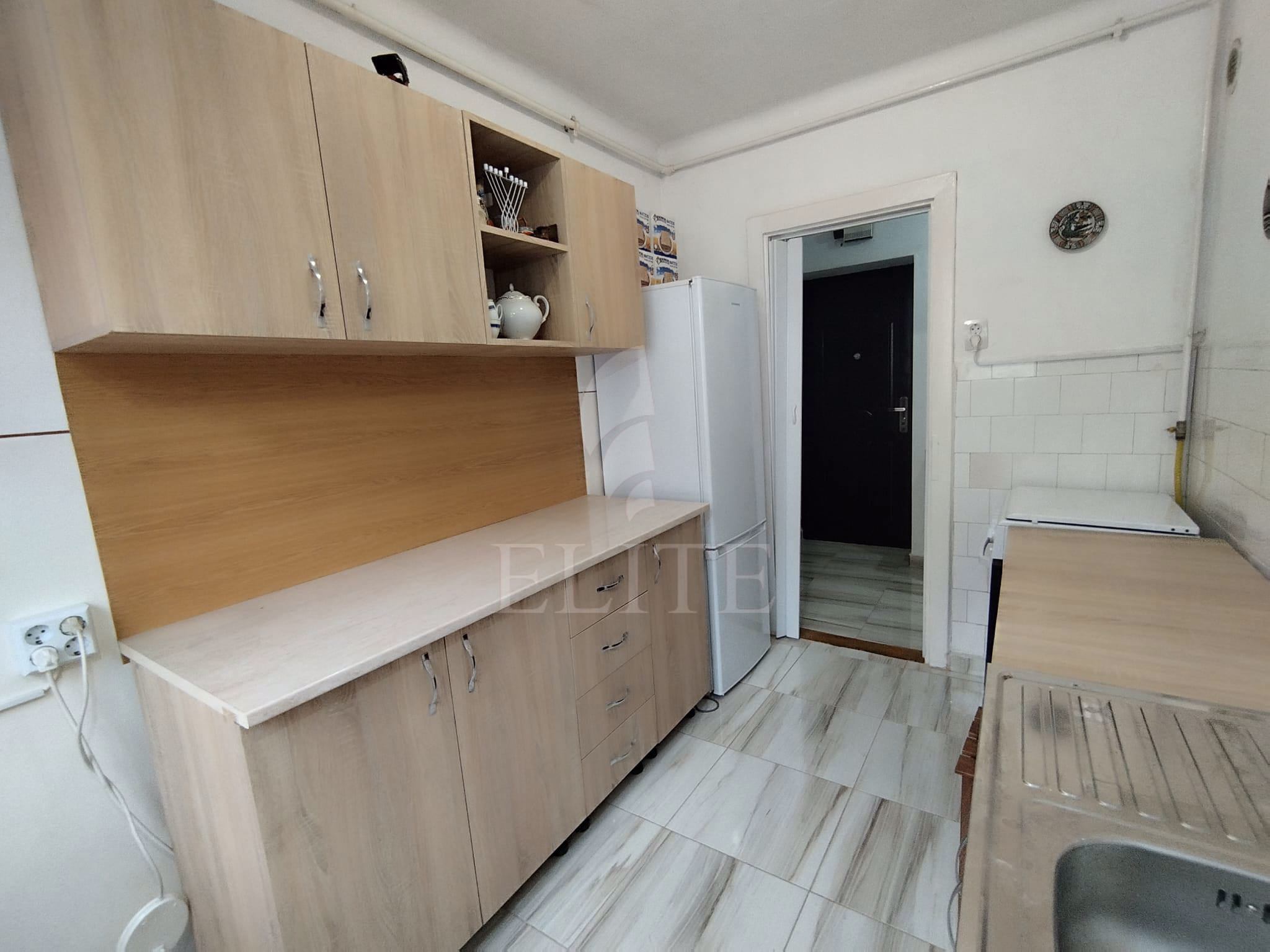 Apartament 2 camere în zona HOREA-1056450