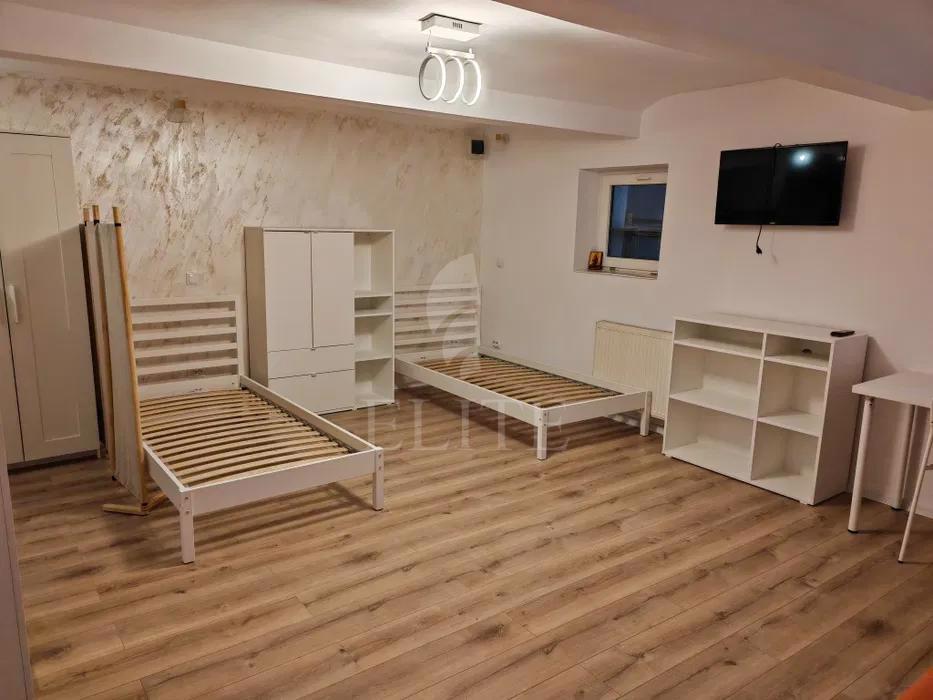 Apartament o camera în zona SEMICENTRALA-1057293