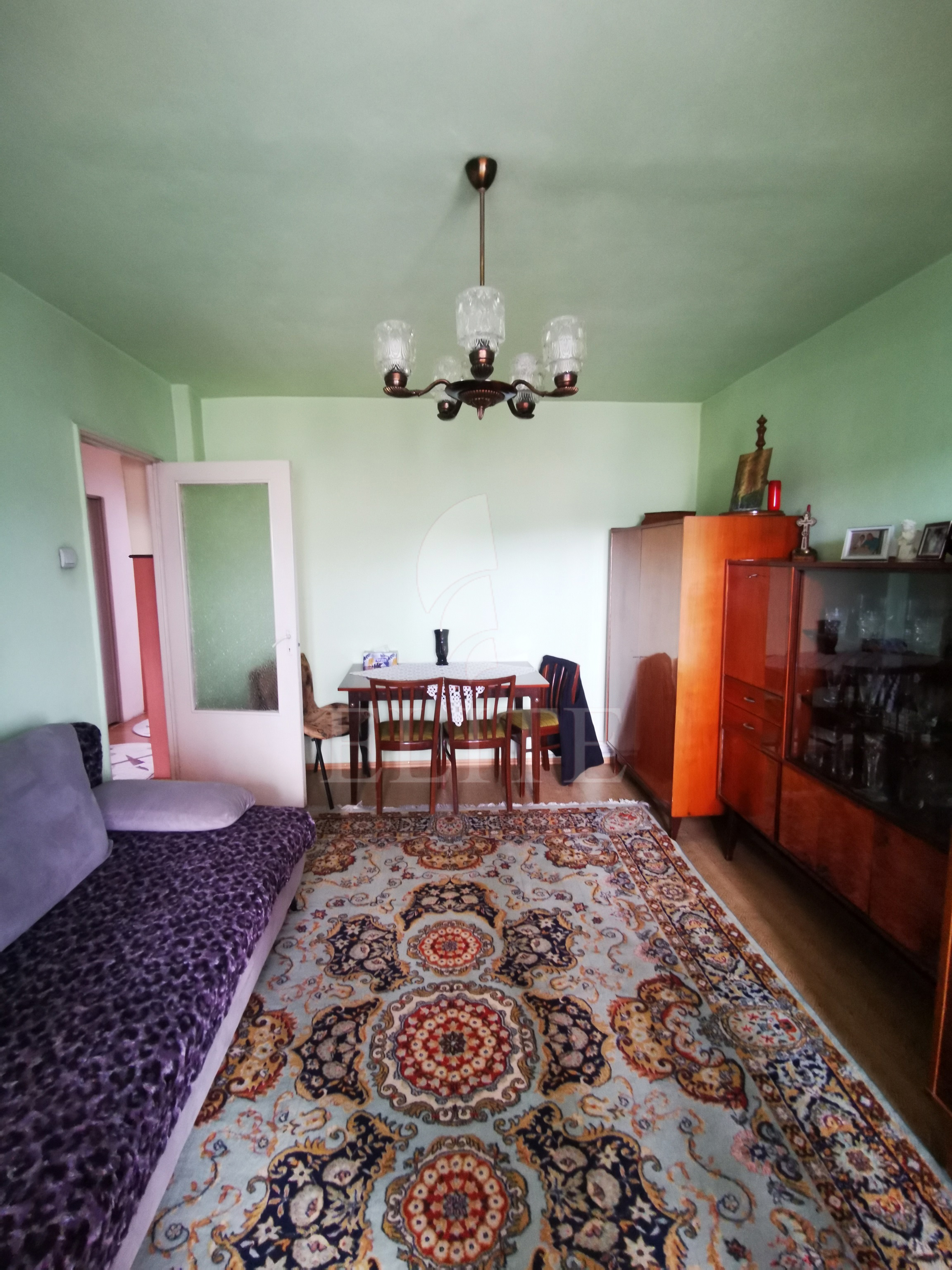 Apartament 3 camere în zona BILLA-1058051
