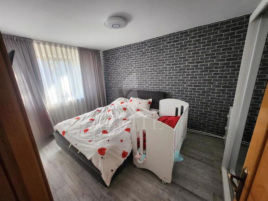 Apartament 4 camere în zona SIRENA-1061054