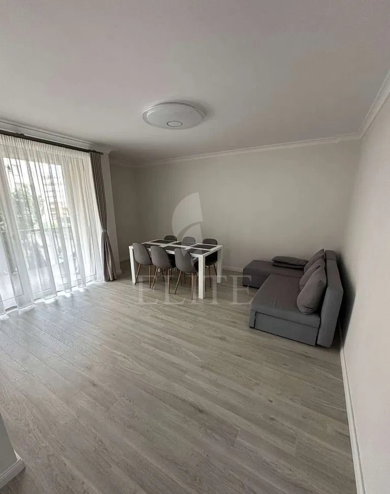 Apartament 2 camere în zona ANDREI MURESANU-1061713