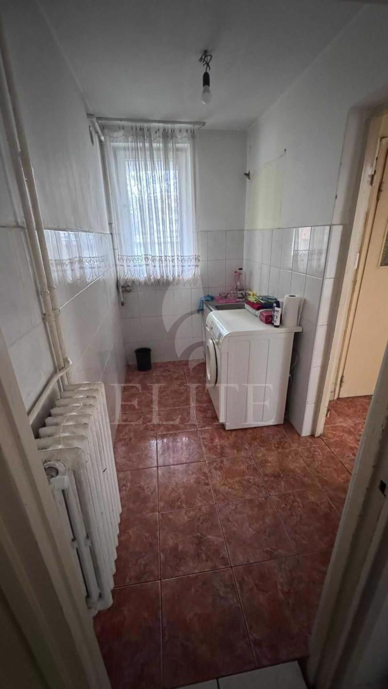 Apartament 2 camere în zona SALA SPORTURILOR-1063916