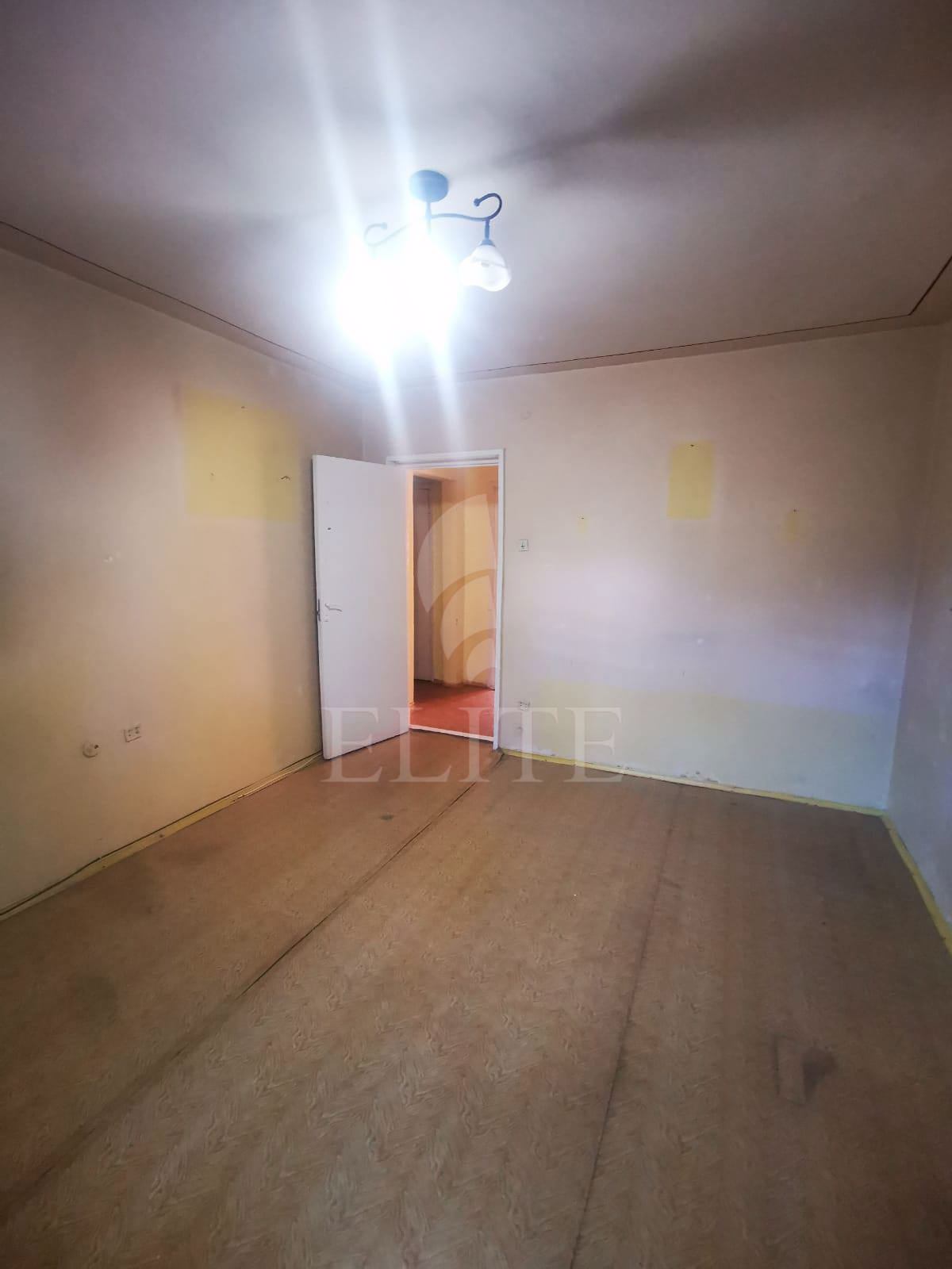 Apartament 2 camere în zona ALEXANDRU VLAHUTA-1064341