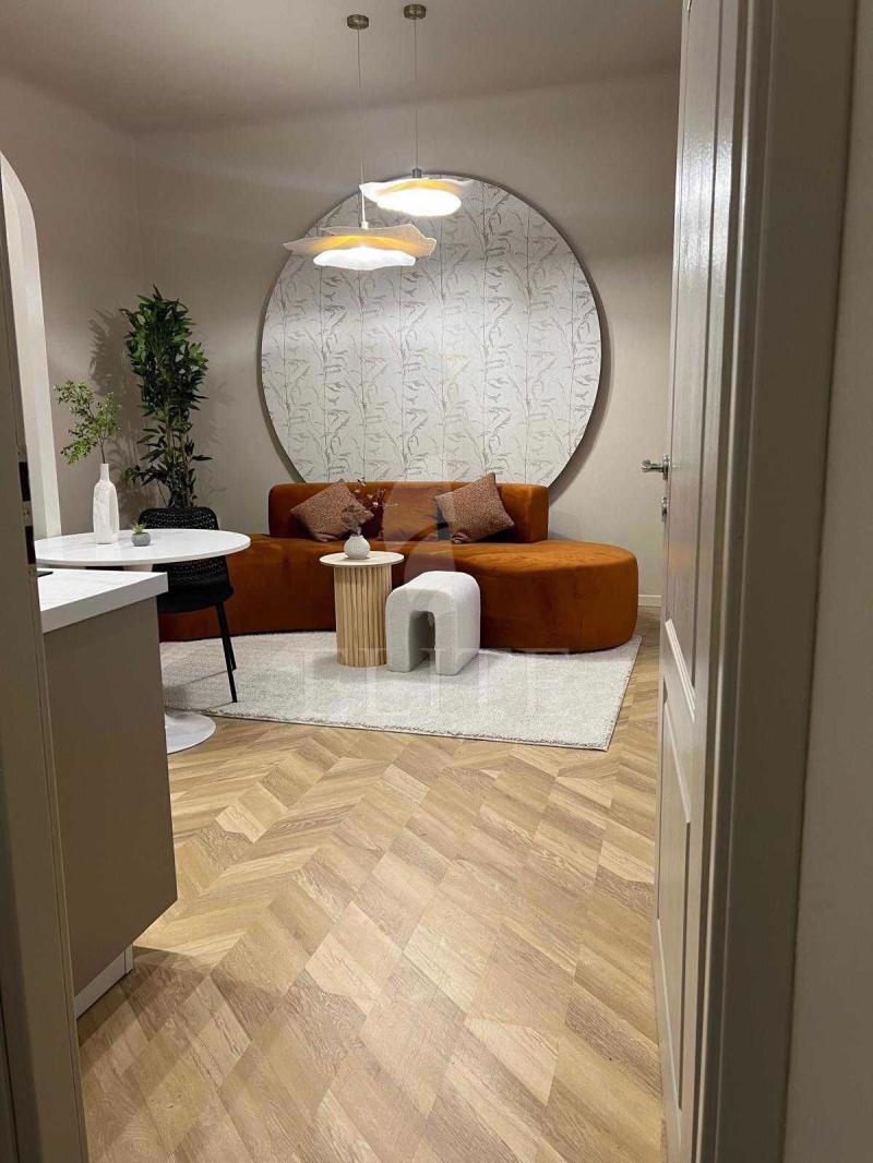 Apartament o camera în zona SEMICENTRALA-1065542