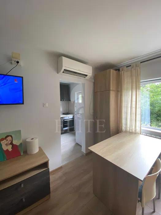 Garsoniera în zona PASTEUR-1067777