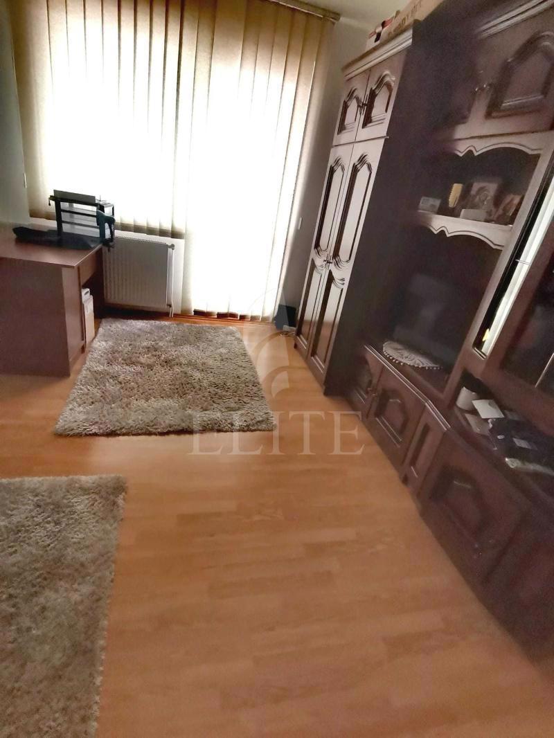 Apartament o camera în zona SPITALUL DE RECUPERARE-1069172