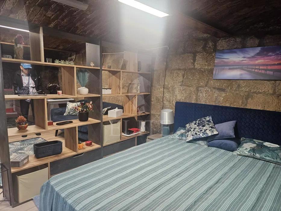 Apartament o camera în zona STRAZII TRAIAN-1071136