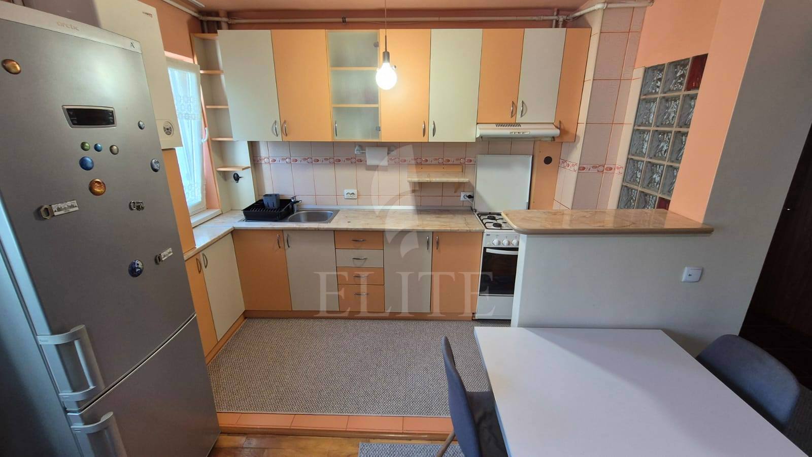Apartament 2 camere în zona SIRENA-1071524