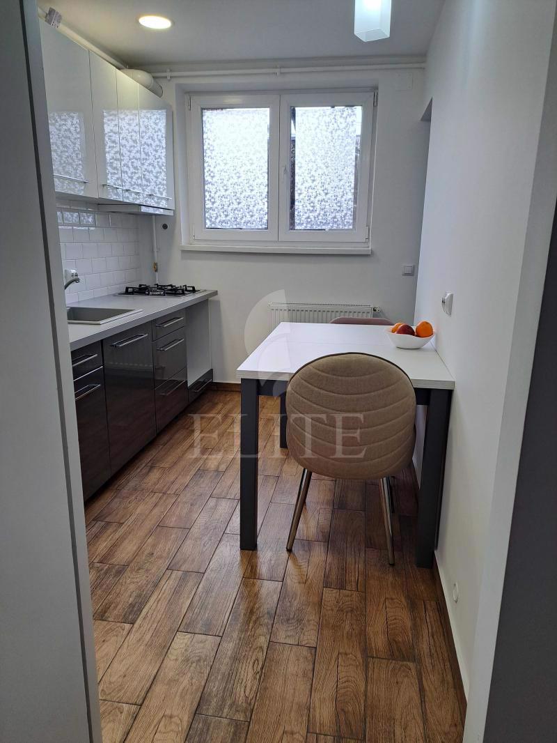 Apartament 2 camere în zona HOREA-1072899
