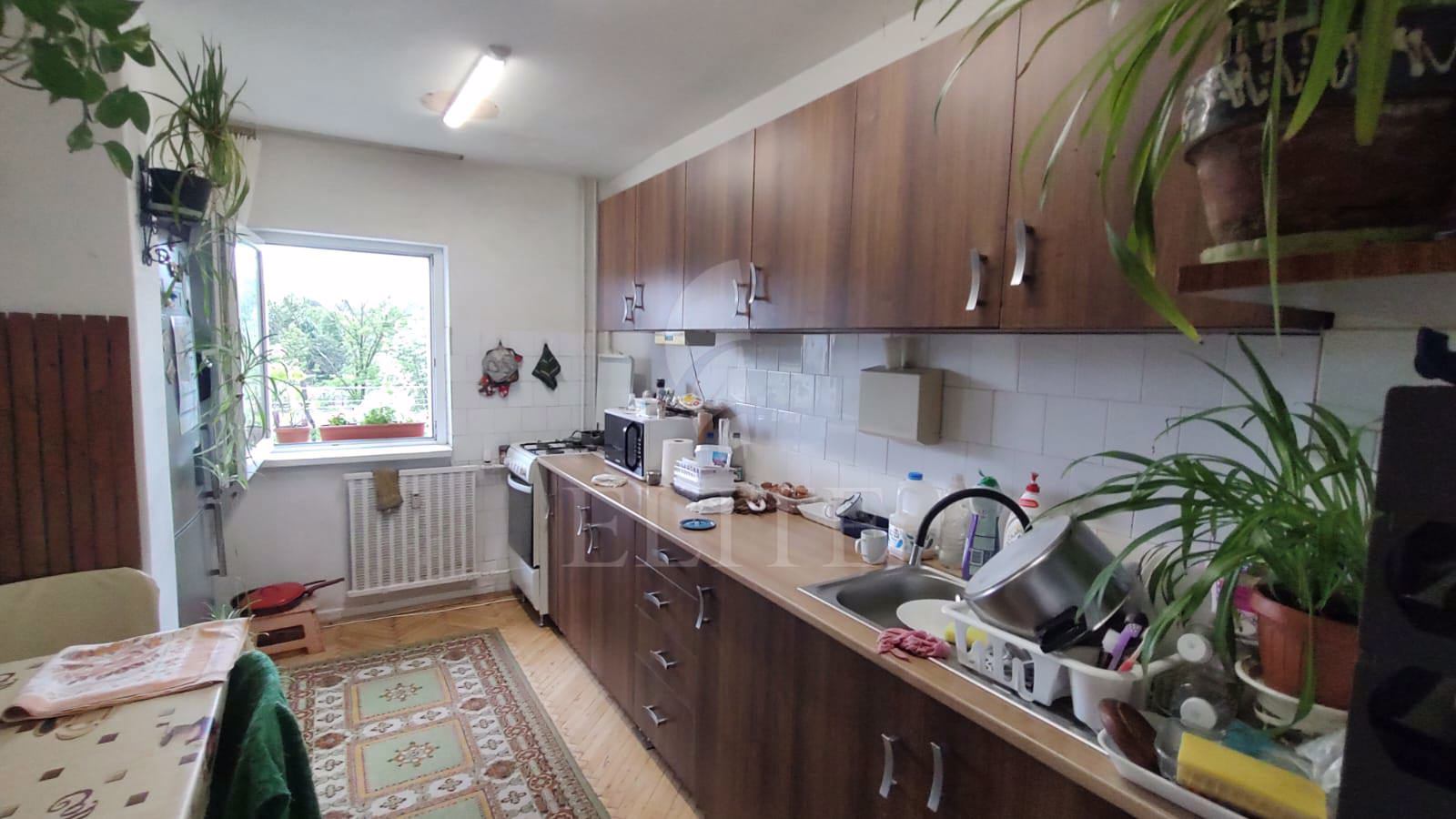 Apartament 4 camere în zona MALUL SOMESULUI-1075659