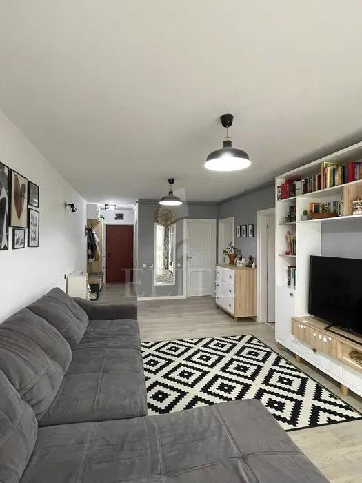 Apartament 3 camere în zona HOME GARDEN-1075729