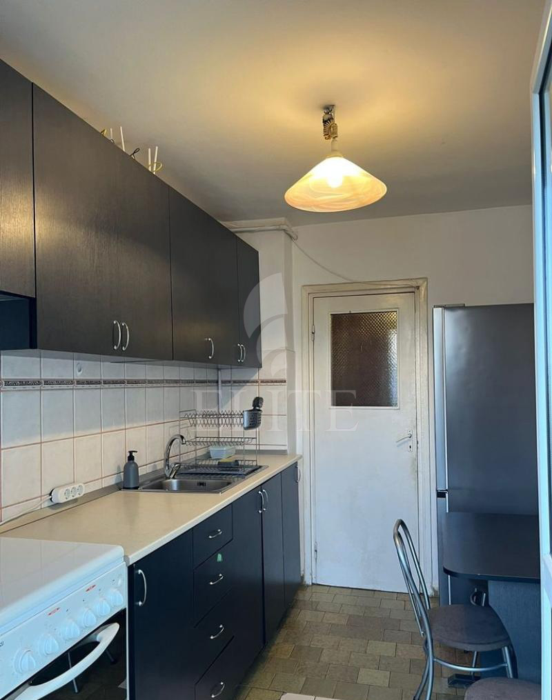 Apartament 2 camere în zona BIG-1095801