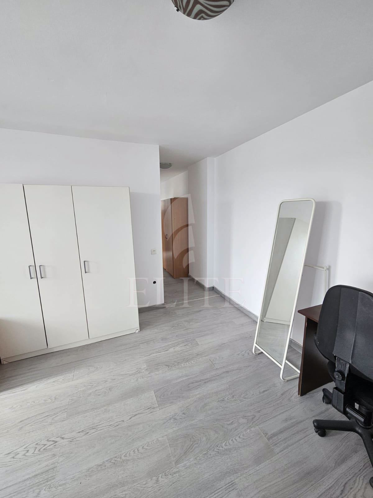 Apartament 3 camere în zona  ExpoTransilvania-1096245