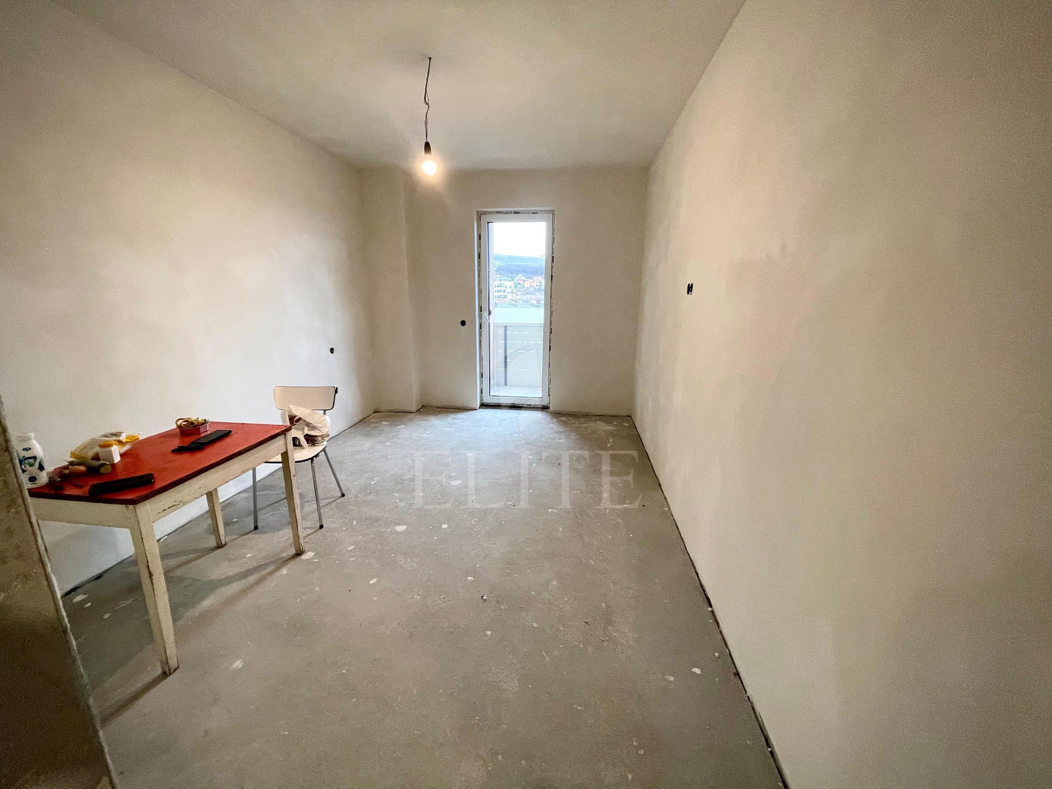 Apartament 3 camere în zona OASULUI-1130536