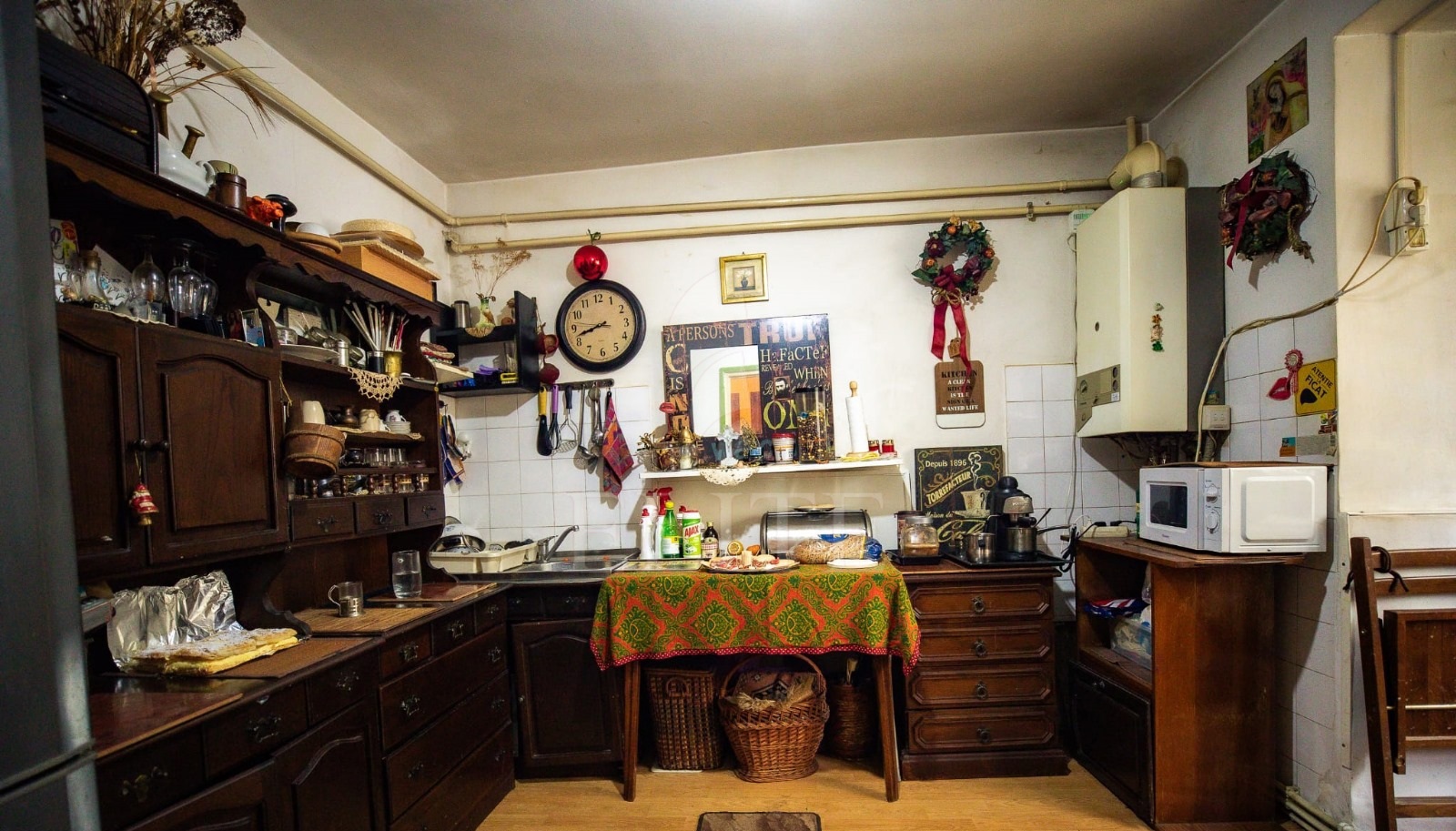 Apartament 3 camere în zona STRAZII FANTANELE-1145326