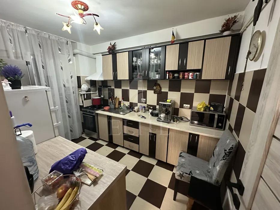 Apartament 2 camere în zona DIANA-1152358