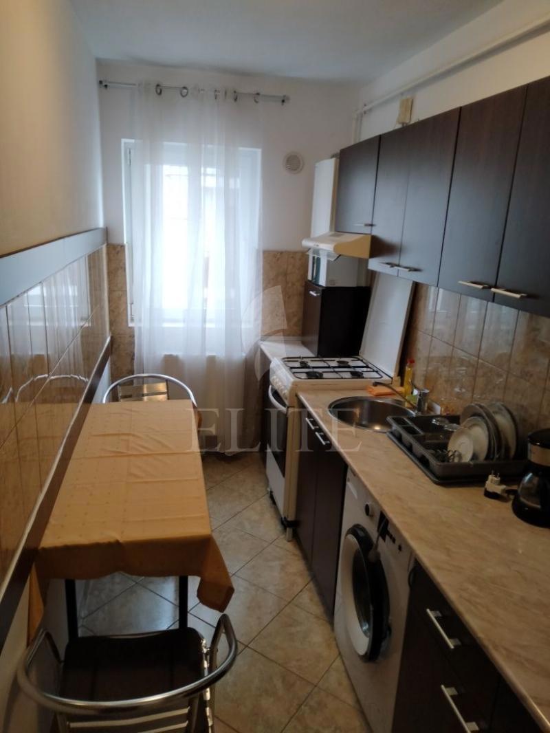 Apartament o camera în zona STRAZII PLEVNEI-1155031
