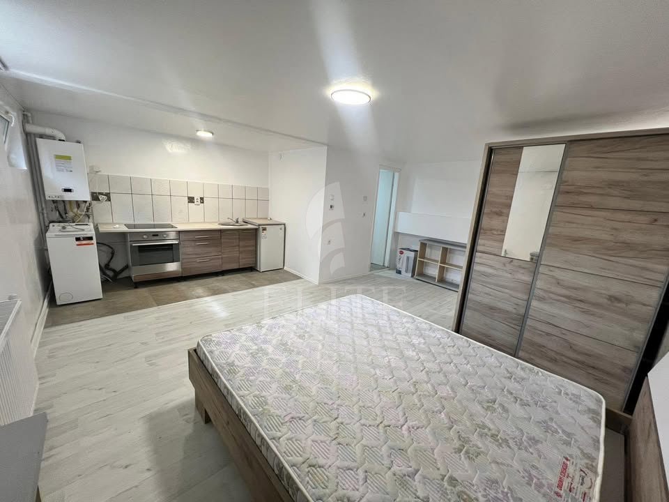 Garsoniera în zona EUROPA-1155046