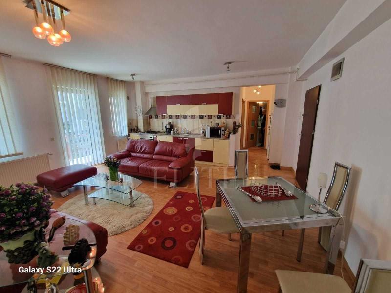 Apartament 3 camere în zona SEMICENTRALA-1156685