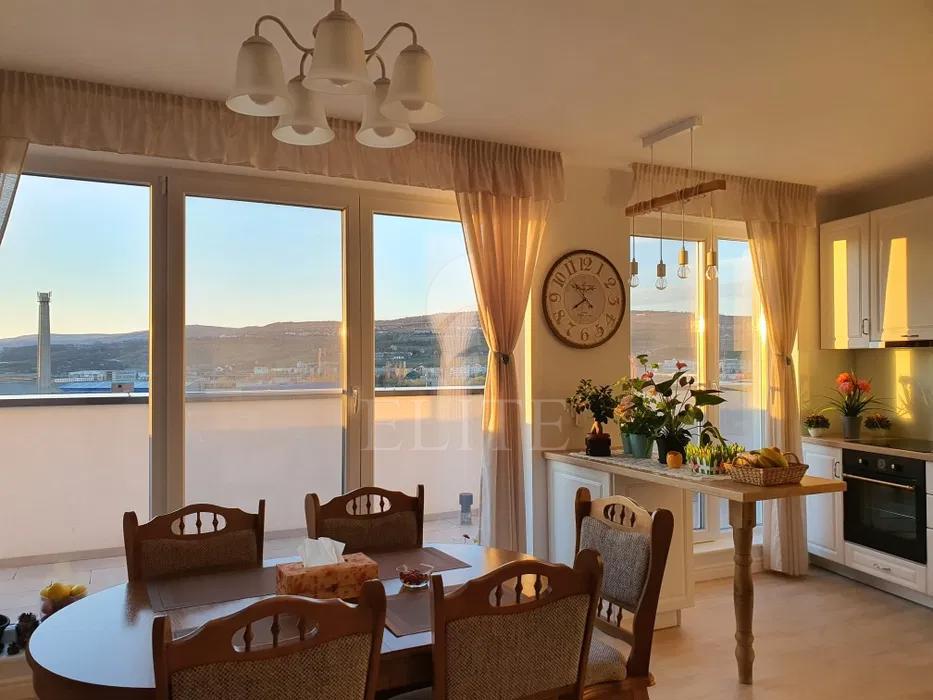 Apartament 4 camere în zona FABRICII-1157292