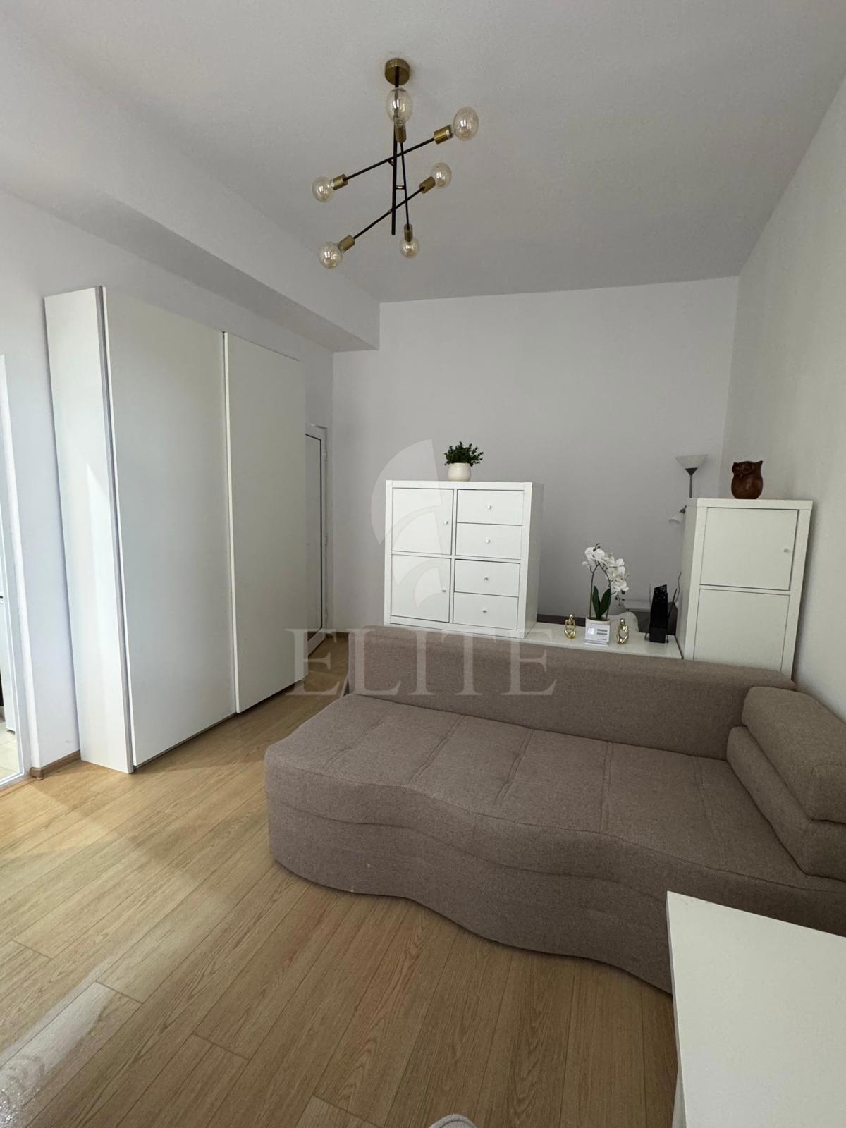 Apartament o camera în zona piata Mihai Viteazul-1158182
