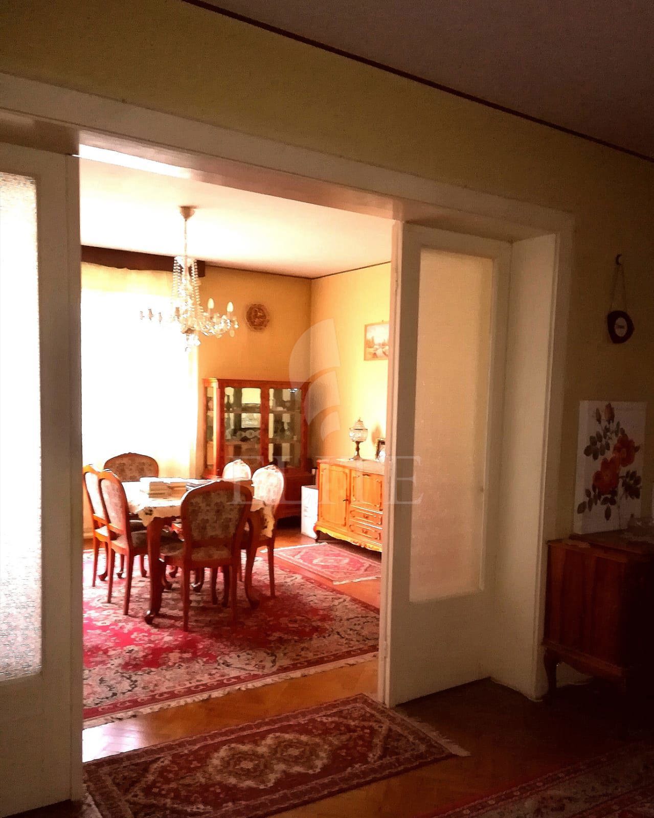 Apartament 4 camere în zona Andrei Muresanu-1163782