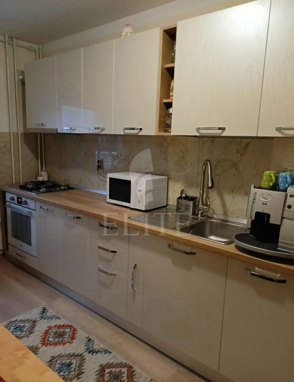 Apartament 3 camere în zona ALEXANDRU VLAHUTA-1164553