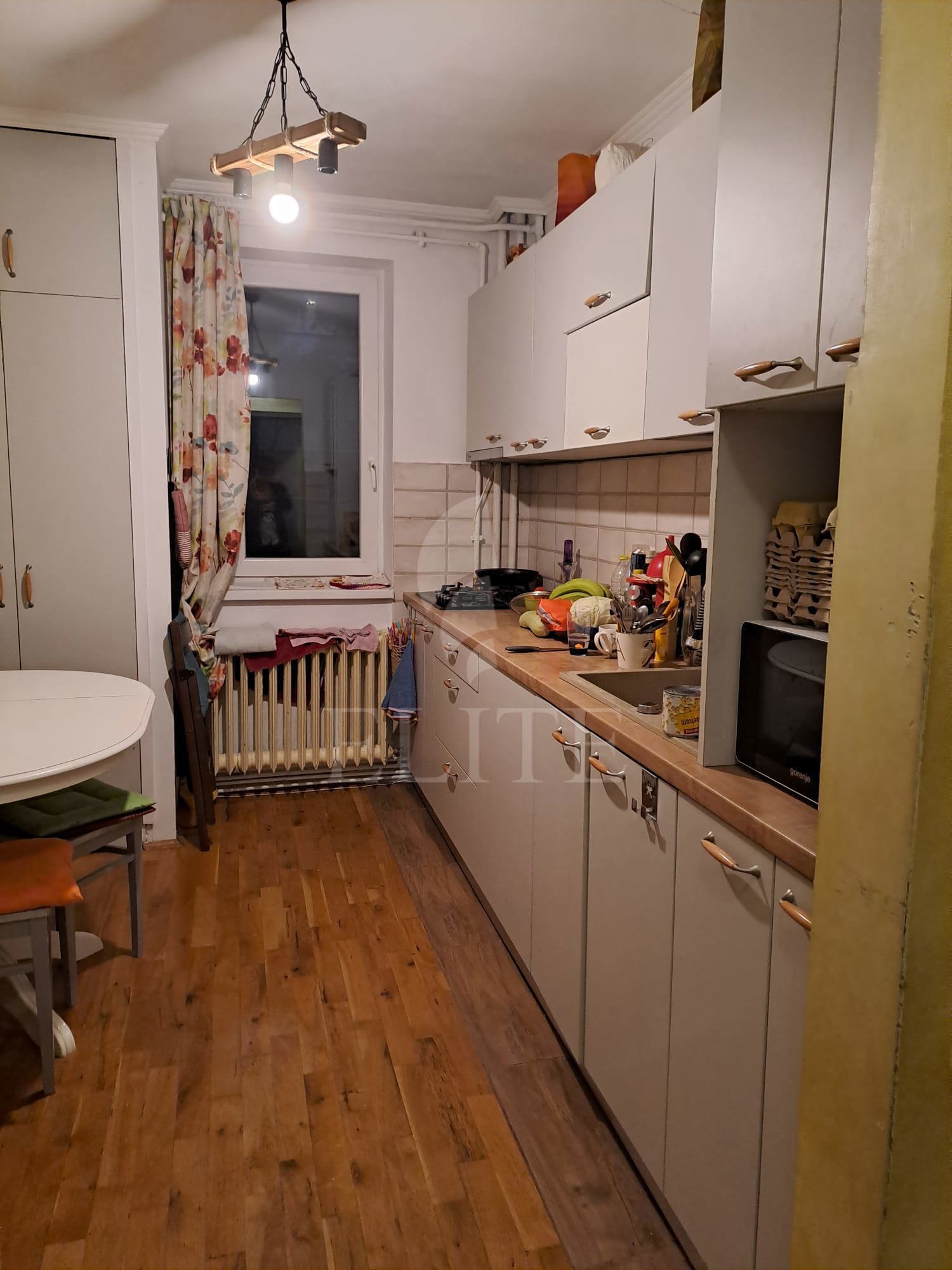Apartament 3 camere în zona STRAZII SLANIC-1164905