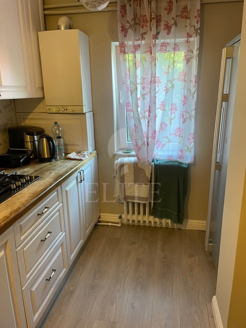 Apartament 3 camere în zona STRAZII PASTEUR-1165620