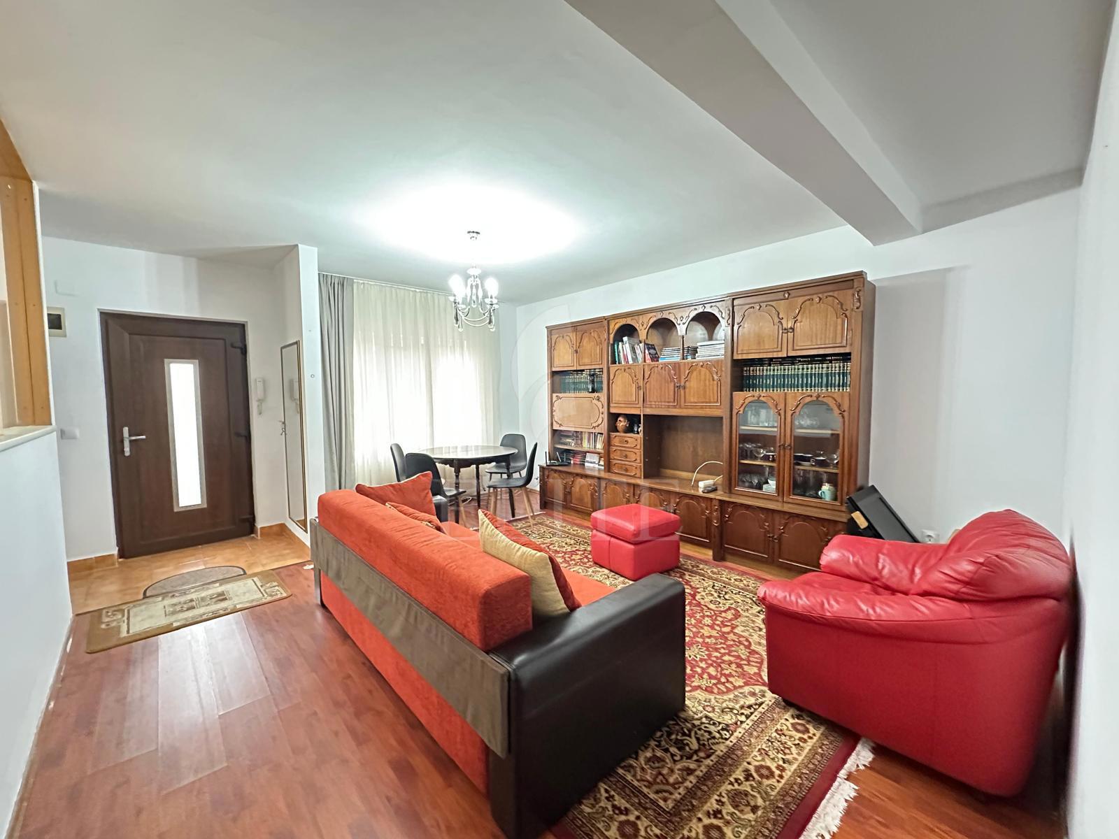 Apartament 3 camere în zona STRAZII CAMPULUI-1167153