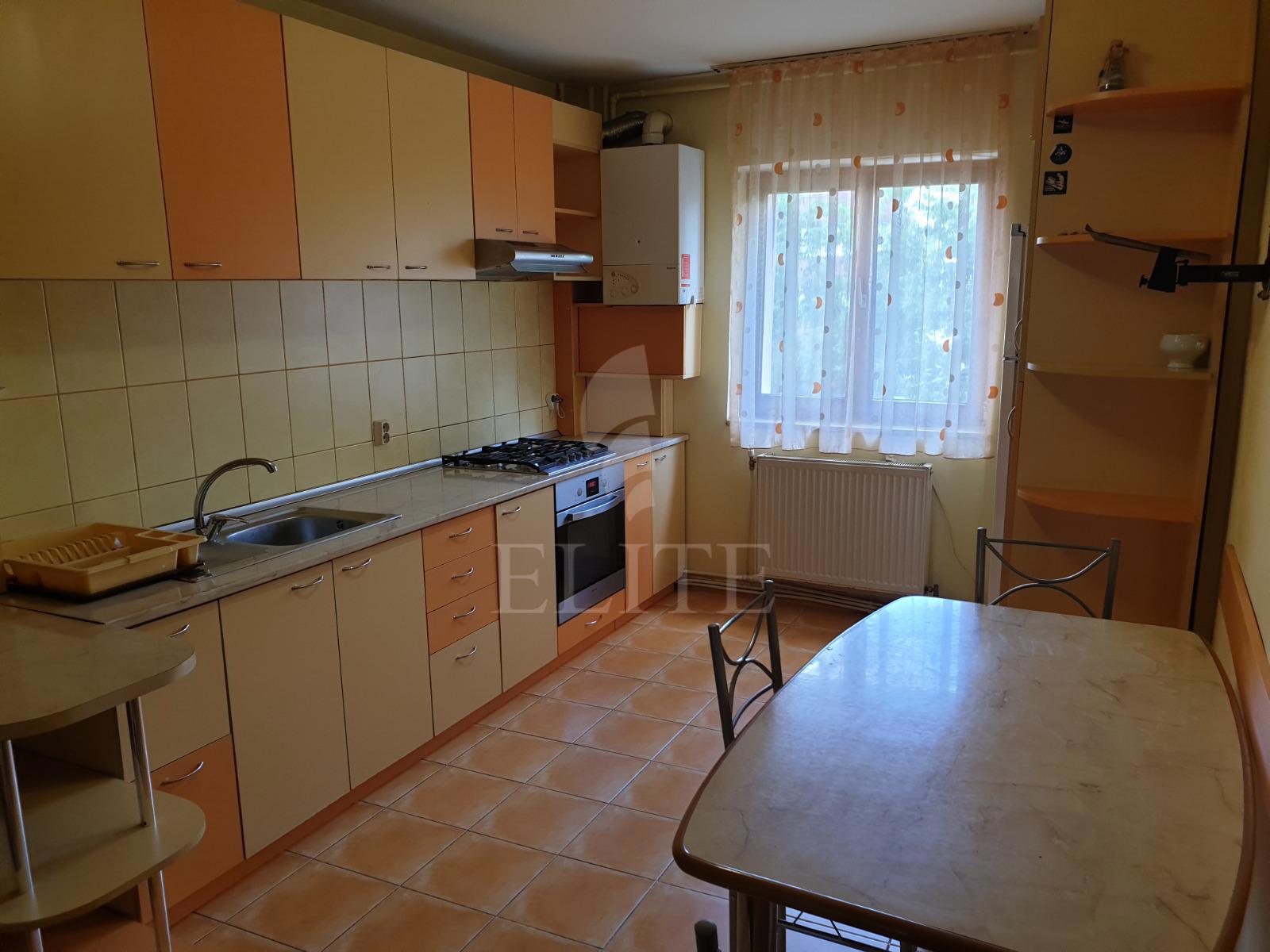 Apartament 3 camere în zona Facultatea de Arhitectura-1167859