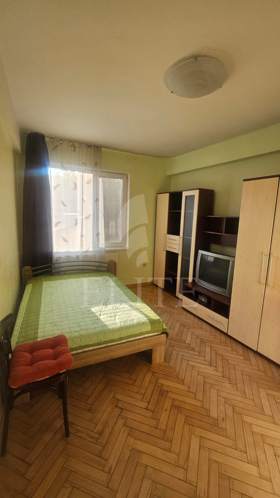 Apartament o camera în zona HOREA-1168020