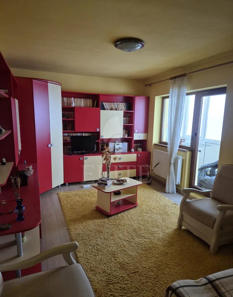 Apartament 2 camere în zona STRAZII LUNII-1168325