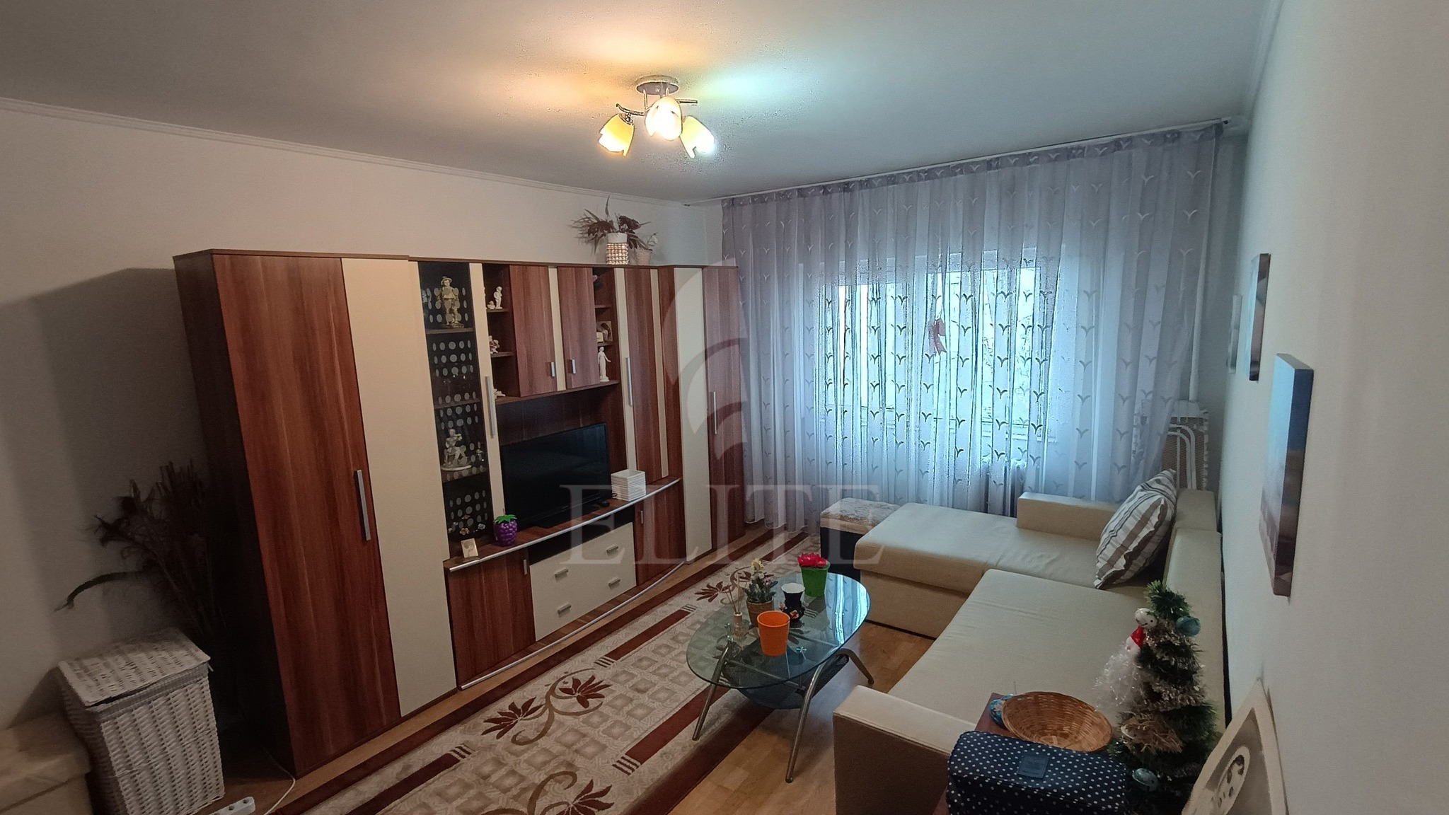 Apartament o camera în zona BILLA-1169571