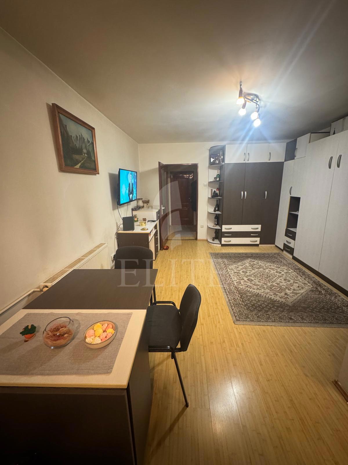 Garsoniera în zona COMPLEX DIANA-1170271