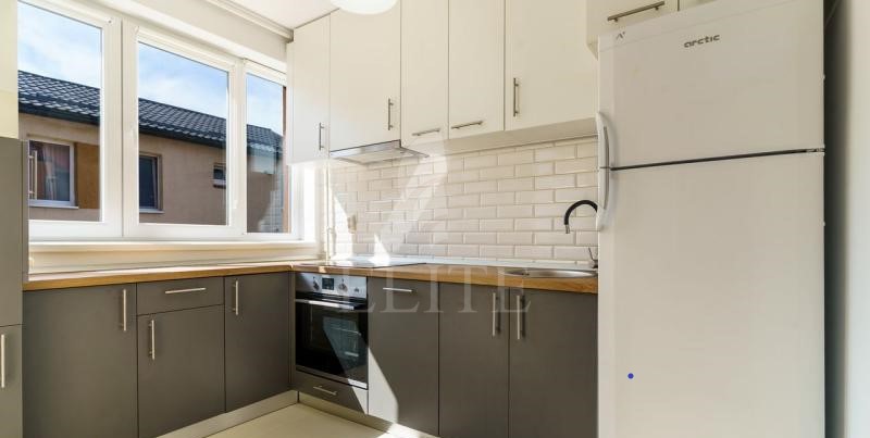 Apartament 3 camere în zona BUNA ZIUA-1170732