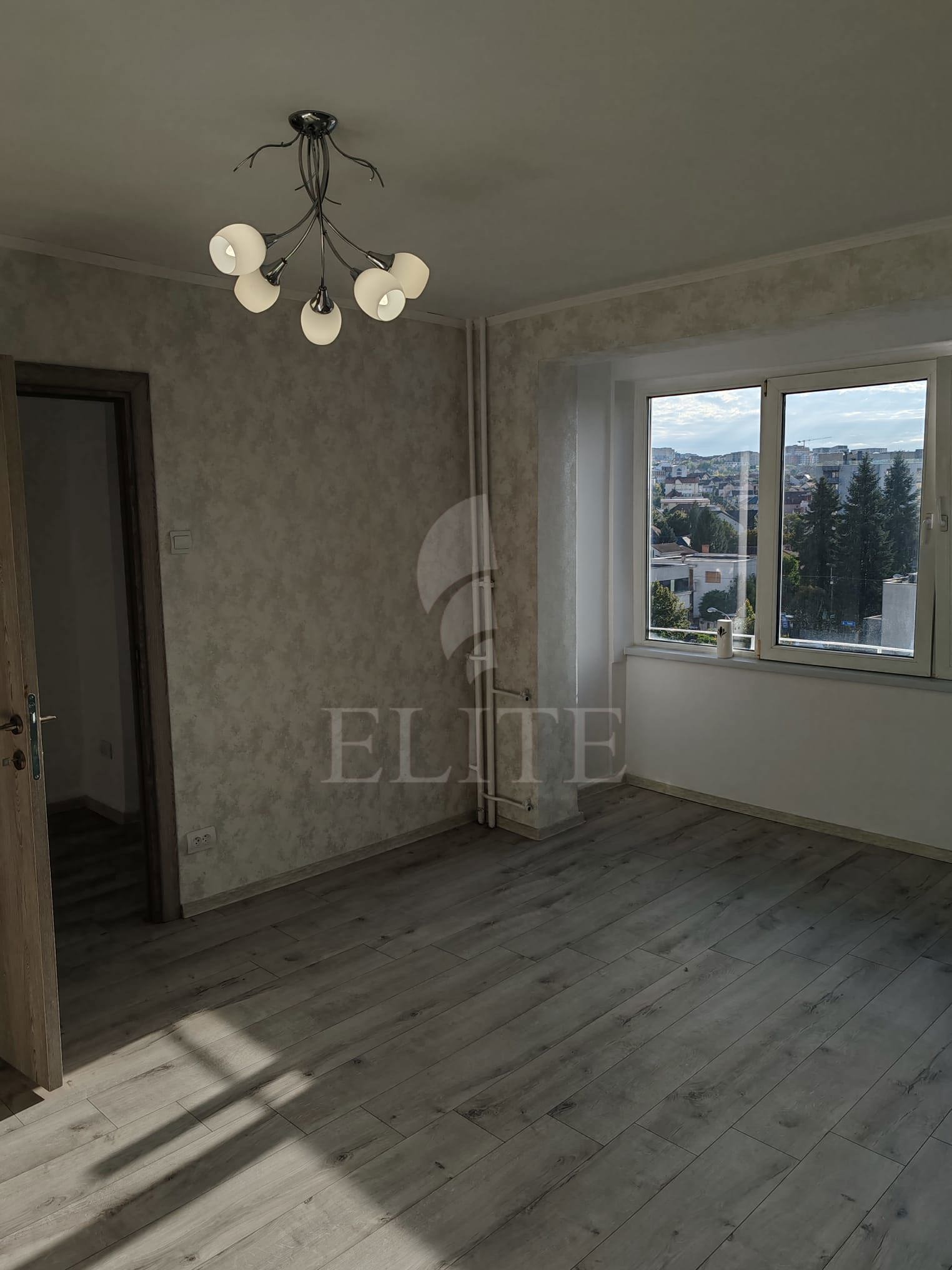 Apartament 2 camere în zona HERMES-1170775