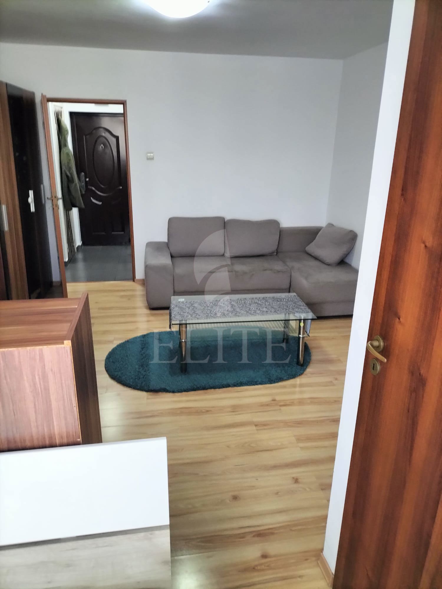 Garsoniera în zona COMPLEX  MERCUR-1171095