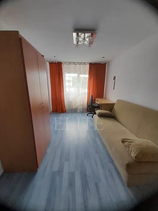 Apartament 3 camere în zona STRAZII MEHEDINTI-1171404